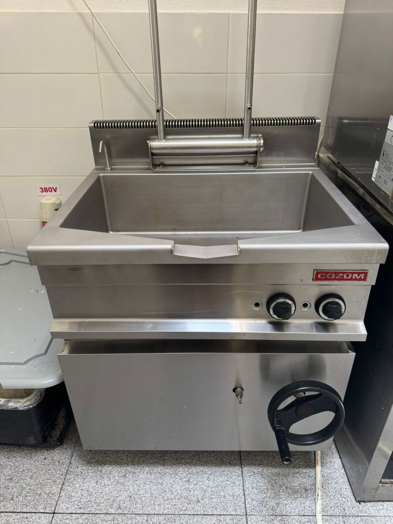 Tigaie basculanta electrica friteuza