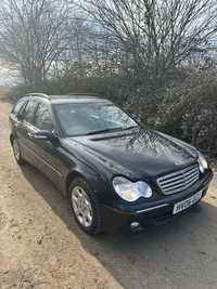 Dezmembrez Mercedes W203 c220