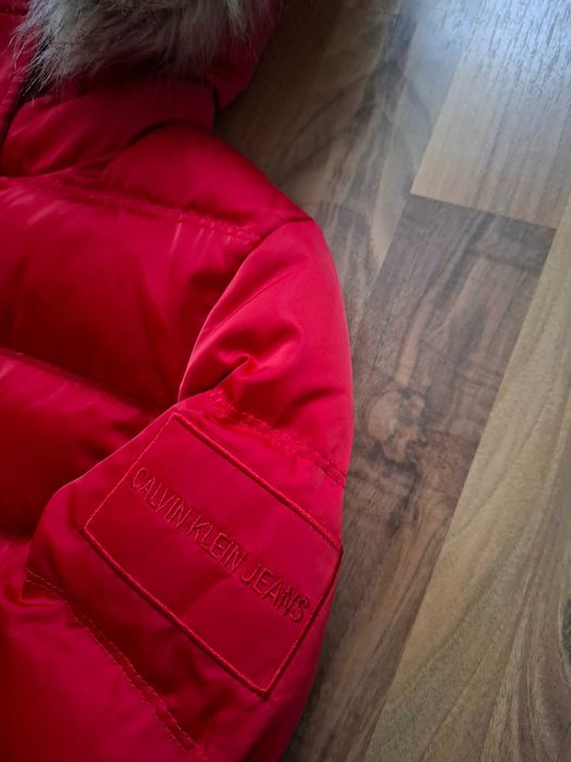 Calvin Klein-Пухено яке