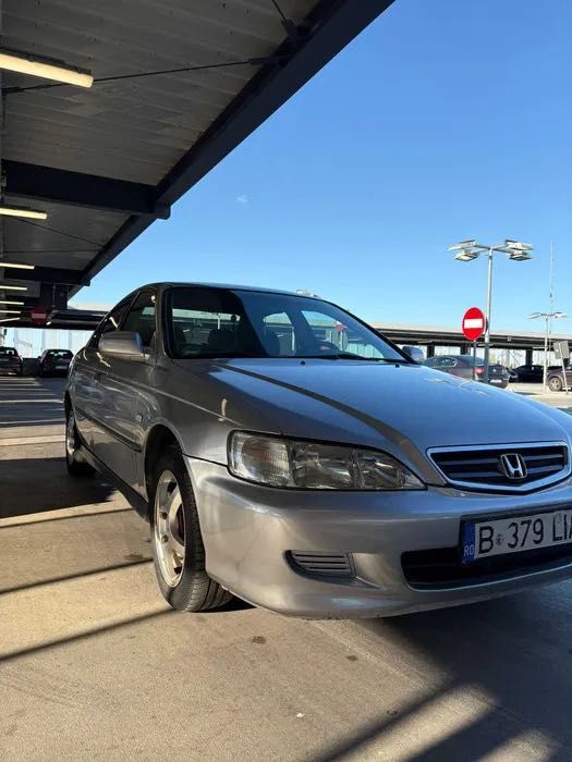 Honda Accord, 1.8 benzină, automată, 2002 – Full Options