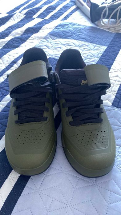 Чисто нови обувки за планинско колоездене FOX RACING. Размер 41