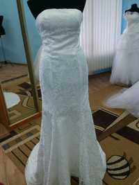 Новое свадебное платье р42