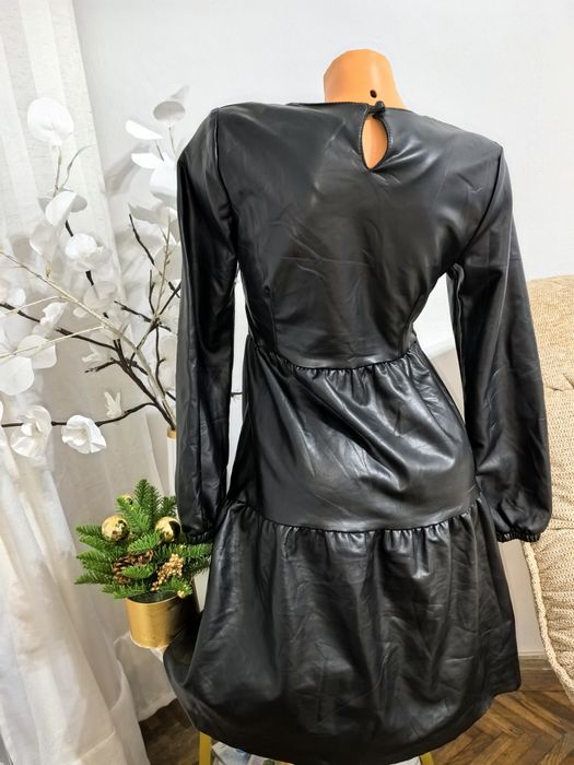 Rochie piele nouă mărimea M