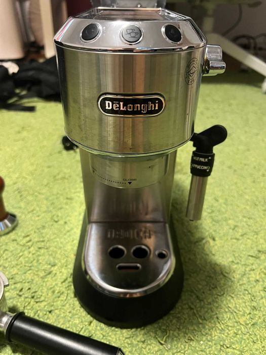 Espressor manual De'Longhi Dedica Style EC