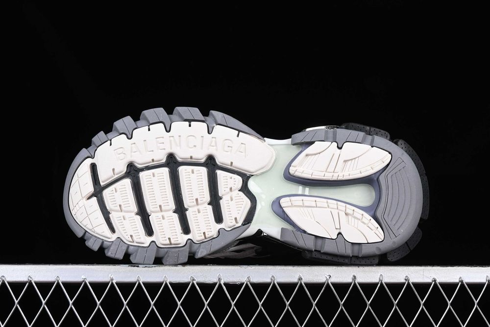 Adidasi Balenciaga Track 2 negru-alb, marimi 35-45, Unisex