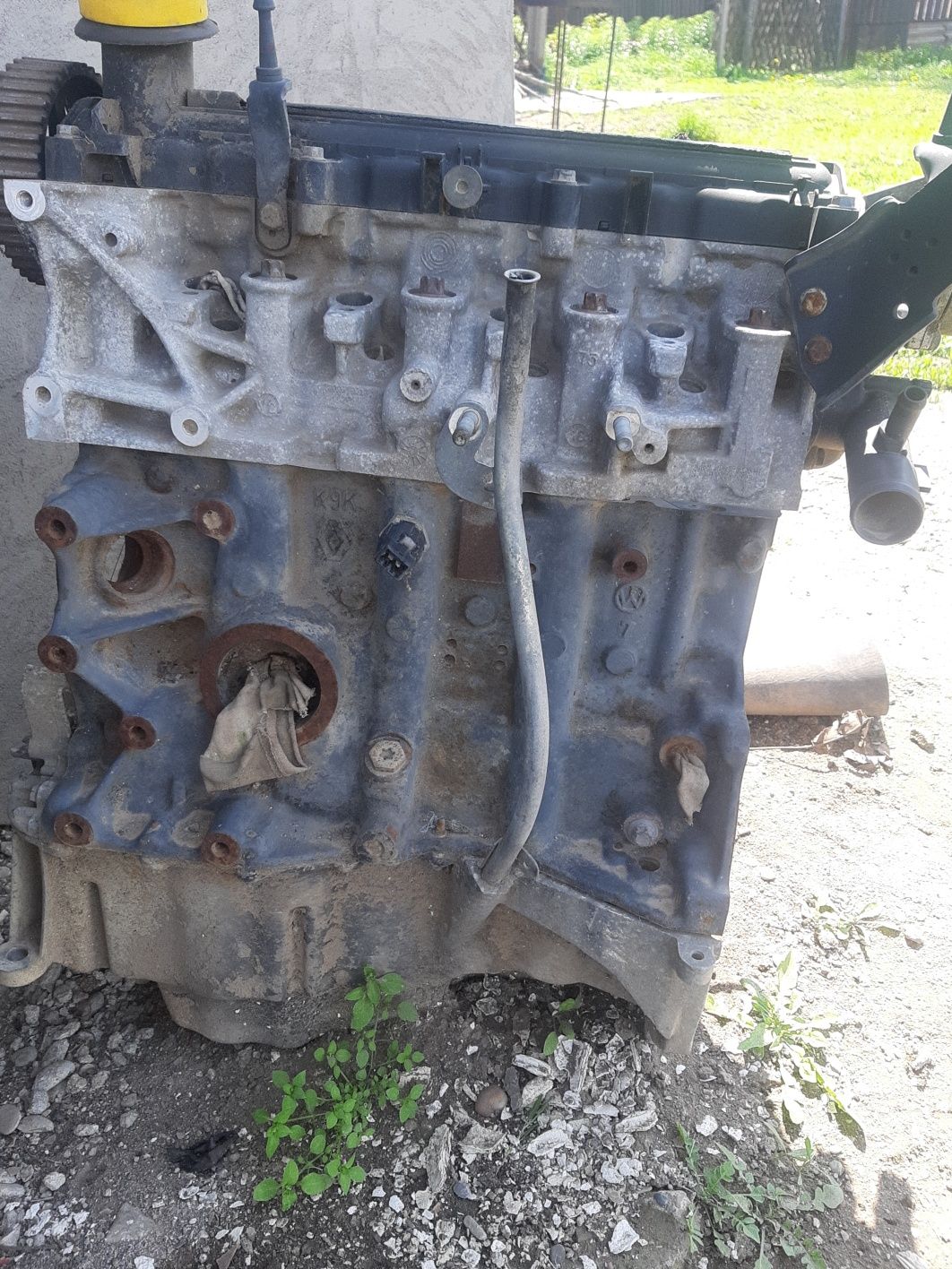 Motor, bloc  motor, chiuloasa si baie de ulei renault clio simbol K9K