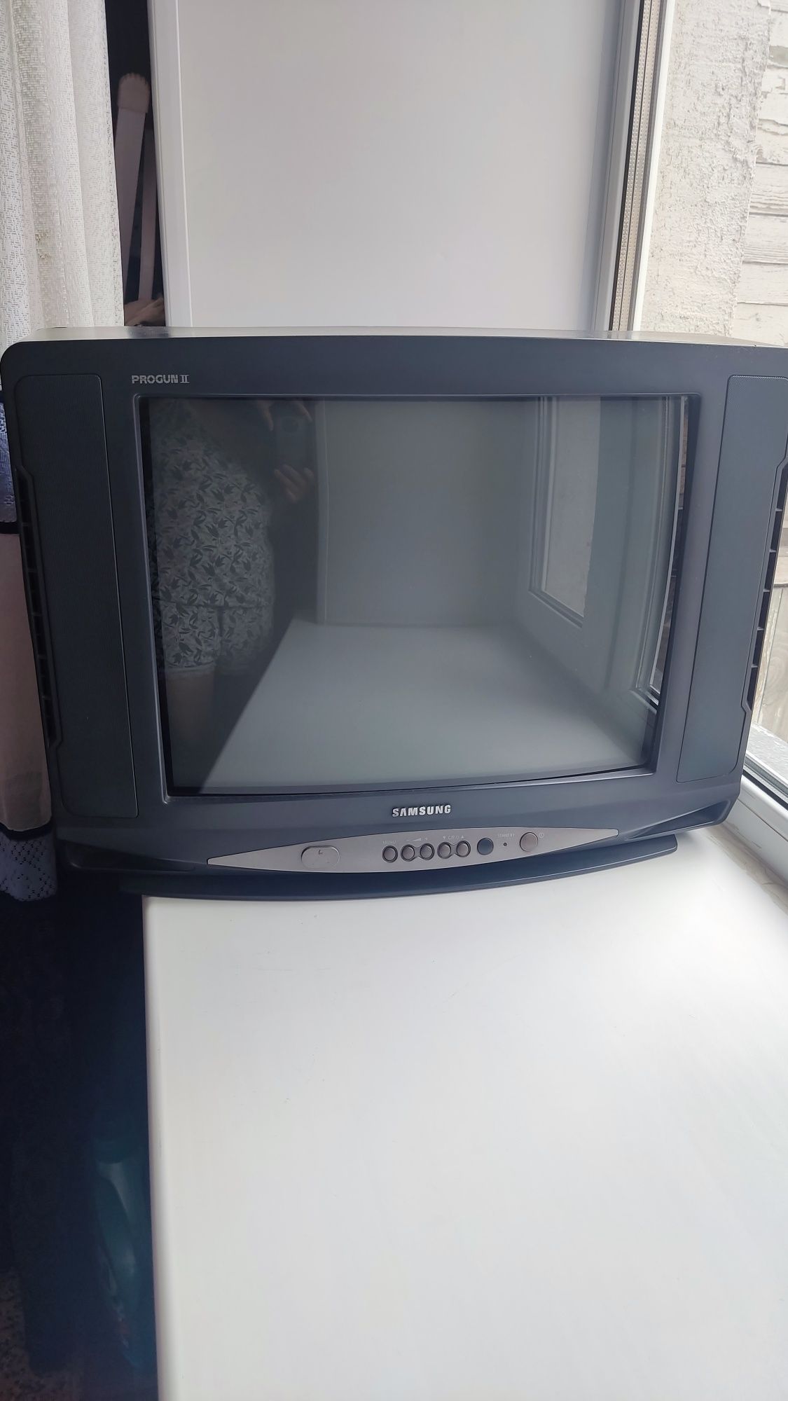 Телевизор Самсунг с пультом диаг.52см