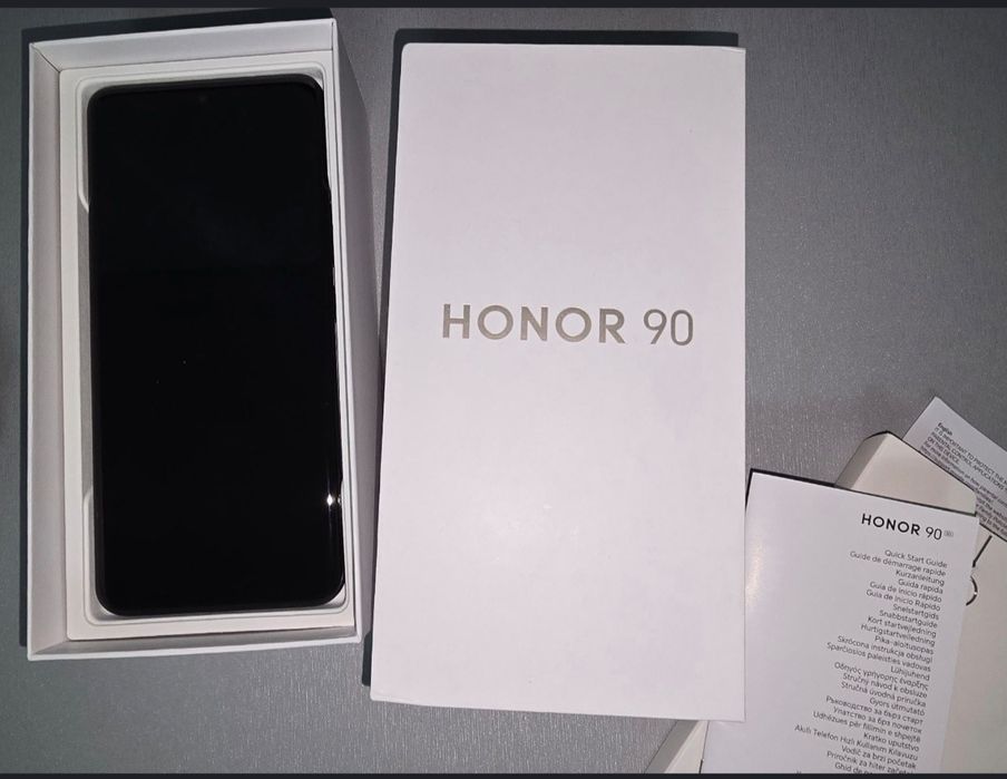 Honor 90 nou nouț