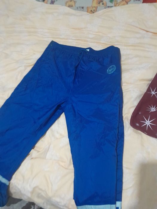 Pantaloni impermeabil L nou