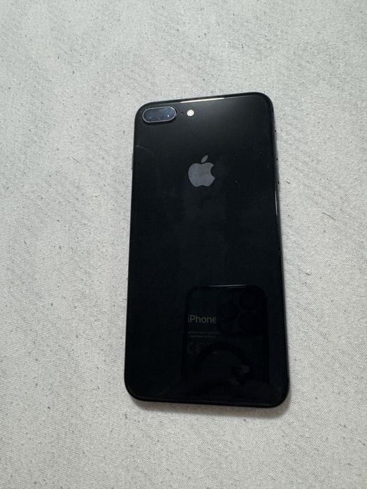 IPhone 8 plus foarte bun