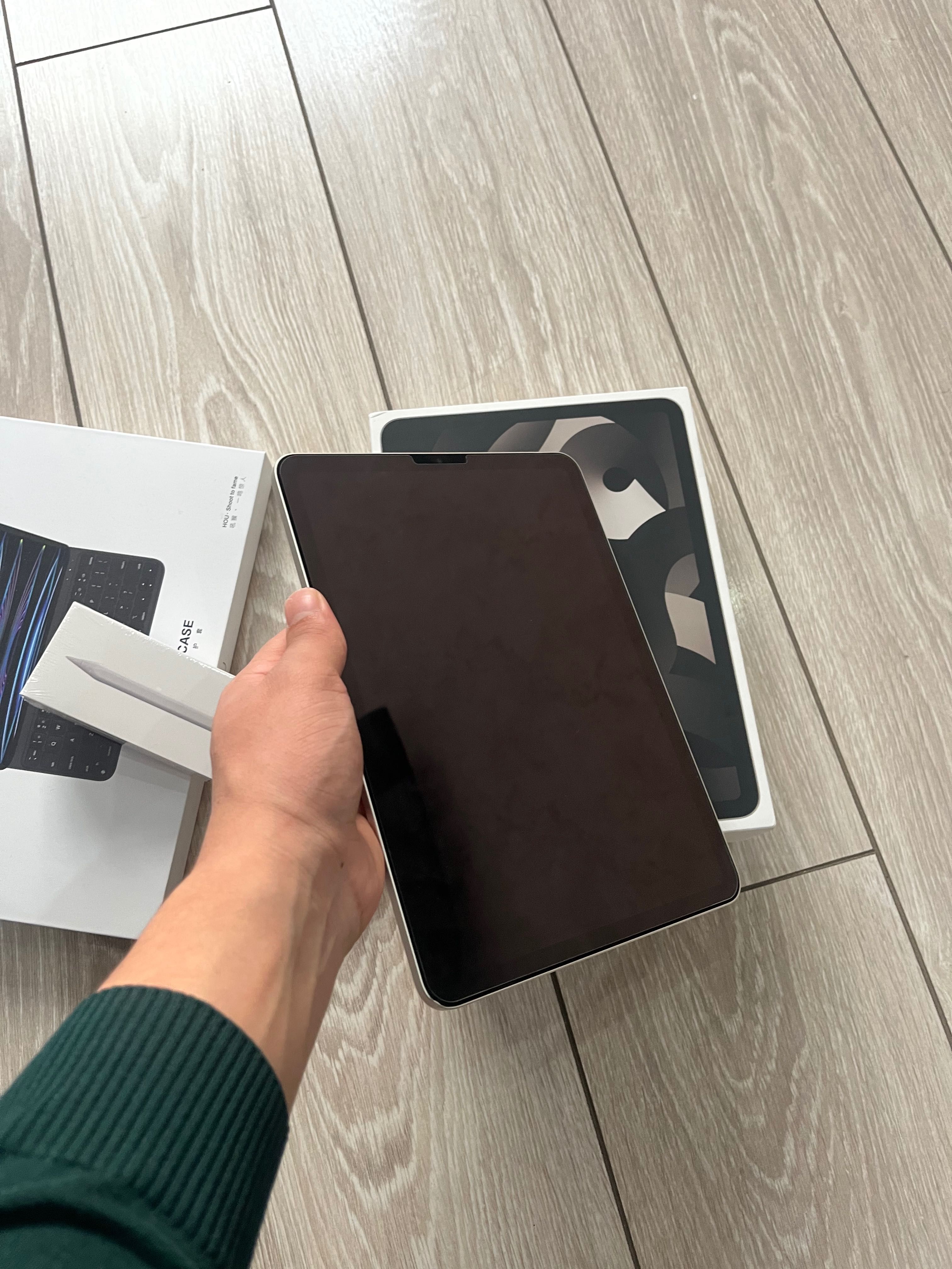 iPad Air 4 + клавиатура + Новый чехол и стилус pencil