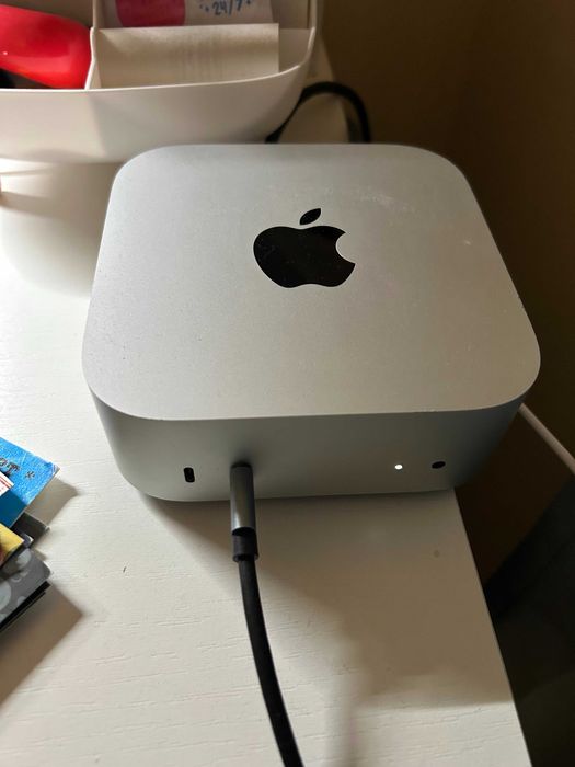 Продам Mac Mini M4, 256 gb