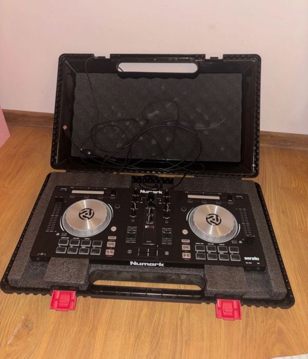 Dj controller Numark