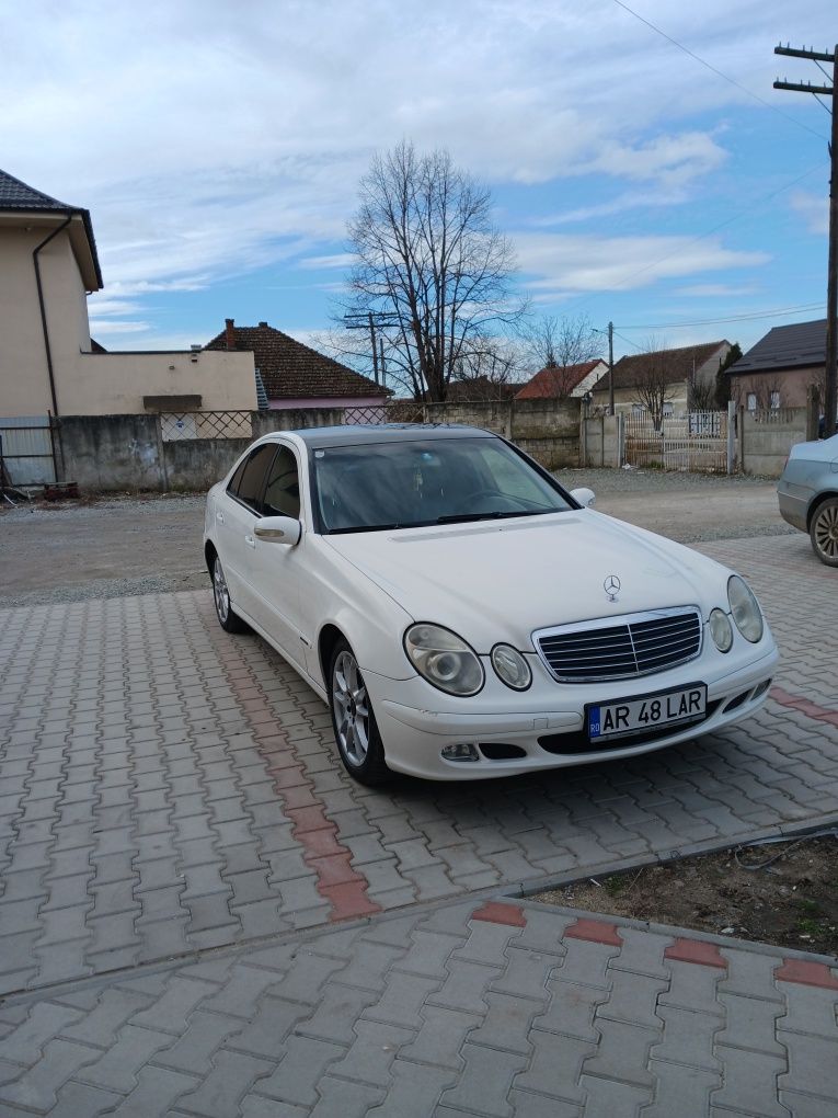 Vind sau schimb Mercedes  E = clas. 200