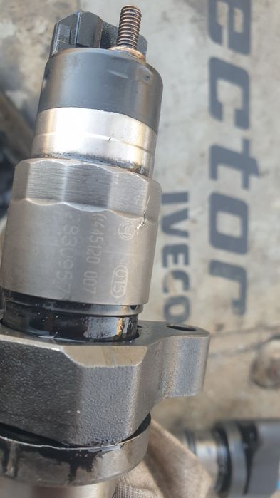 Injector injectoare Iveco Eurocargo Tector 0 445 120 007