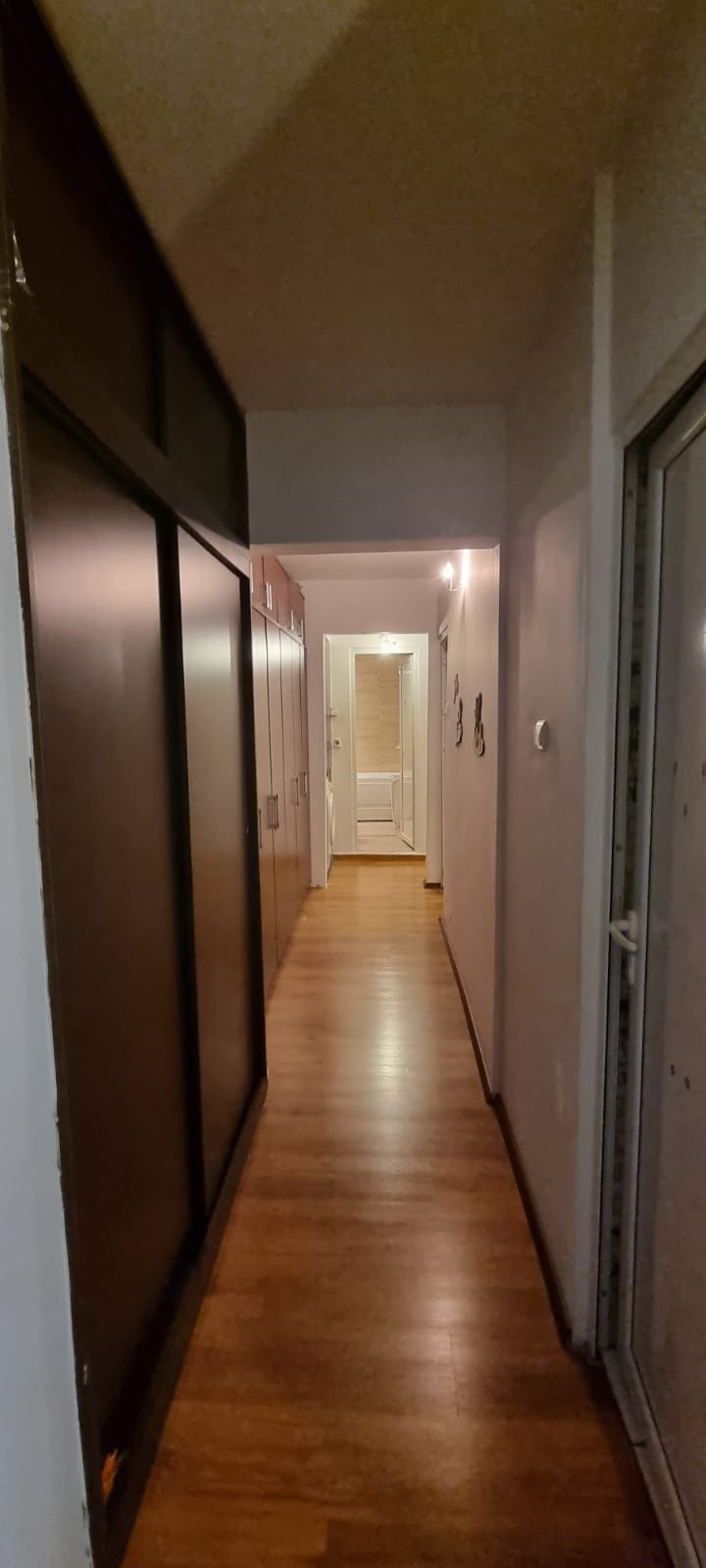 Vând apartament 3 camere Bibescu Vodă