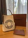 Дамска Чанта Burberryyy**