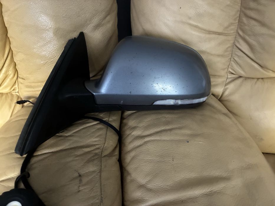 oglinda stanga skoda superb 2 cu 13 pini de europa