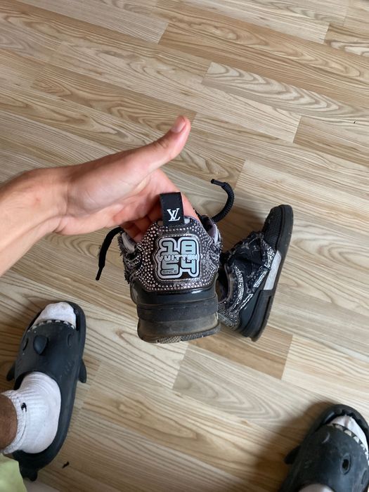 vand lv skate purtati de cateva ori