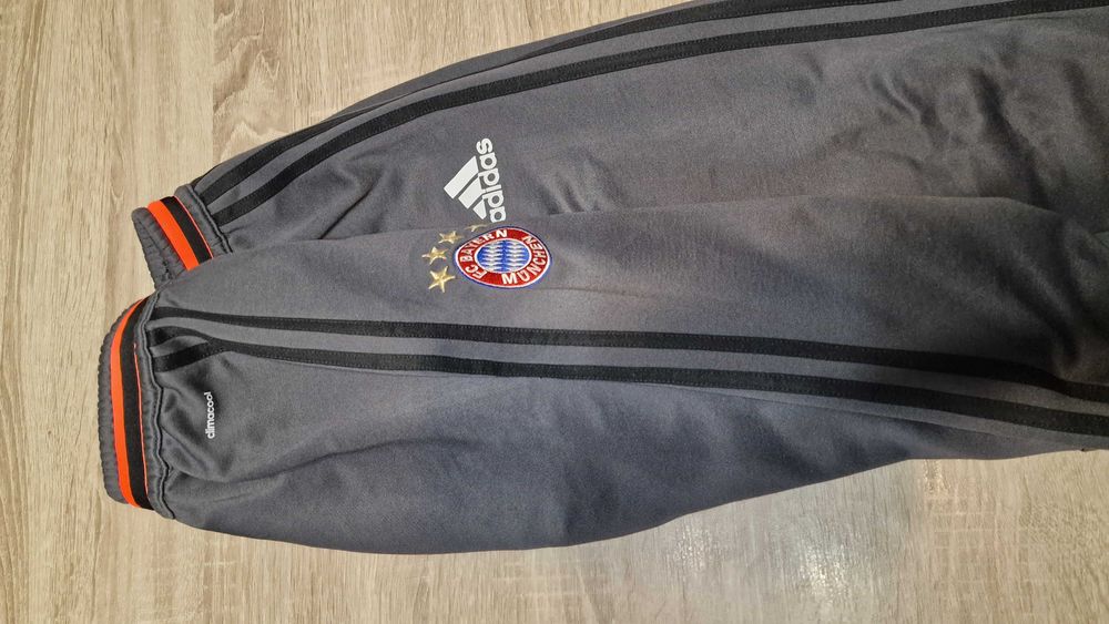 Долнище Adidas Bayern Munich