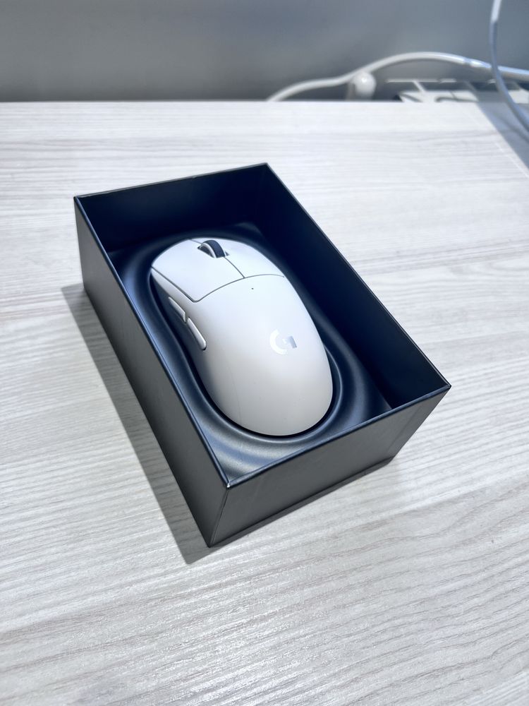 Мышь Logitech superlight