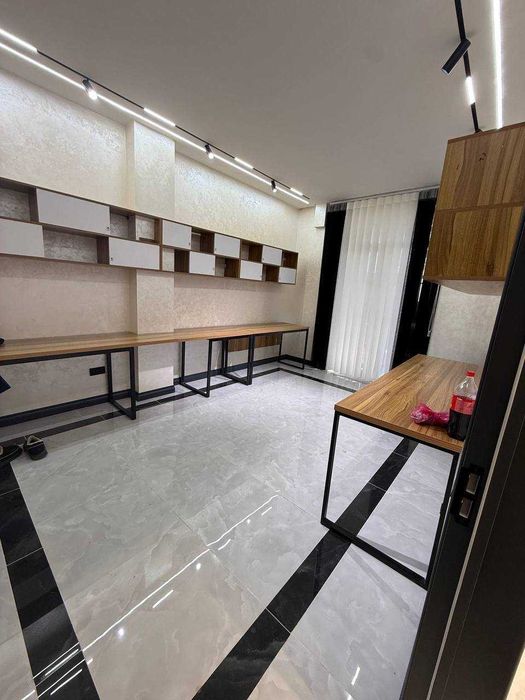 Продаётся помещение 100м2  Ориентир: Братские могилы, Шота Руставели