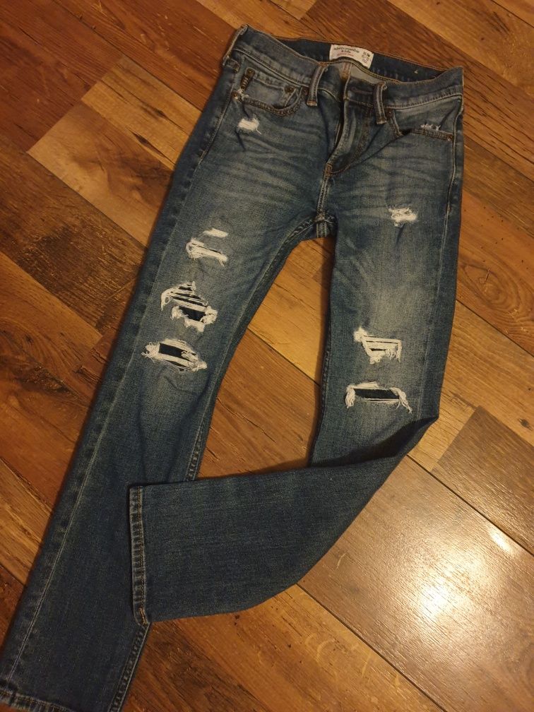 Pantaloni de blugi pentru baieti, marca abercrombie