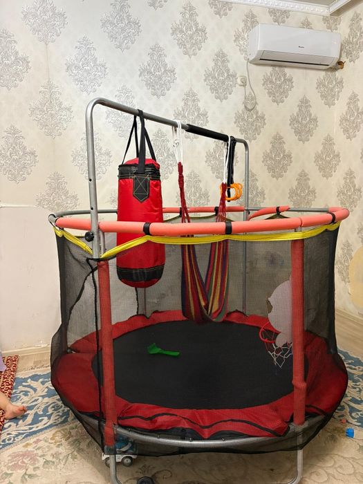 Продам батут детский