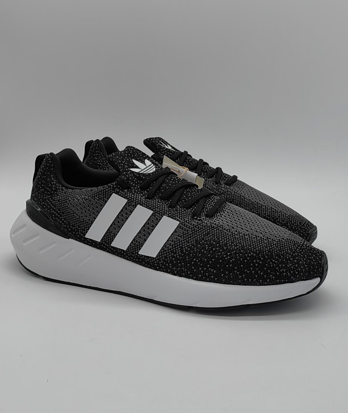 Adidas Swift Run 22