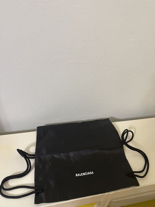 Saculet Balenciaga de fas