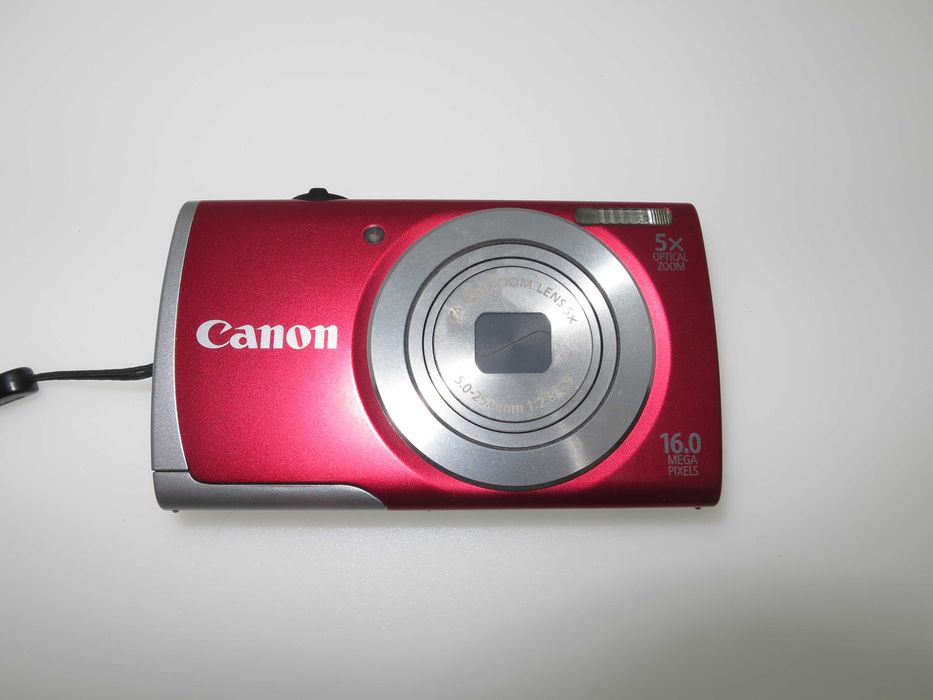Canon PowerShot A2500 фотоапарат камера в отлично състояние червен