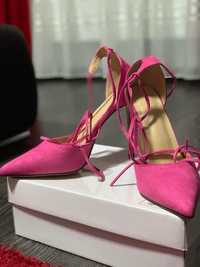 Pantofi roz dama