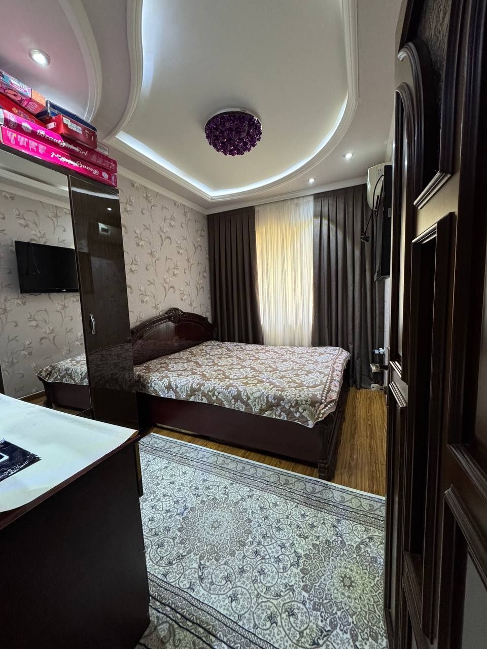 Sebzor 3 xona Sotiladi 93700 y.e