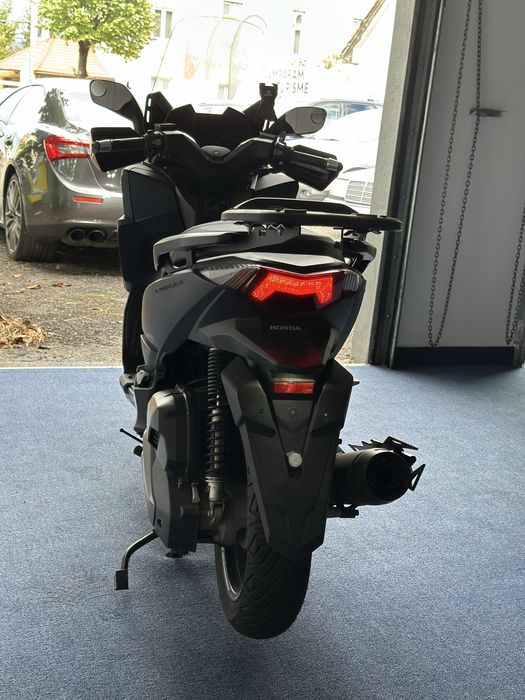 Honda Forza 125 •• Se conduce cu categoria B ••