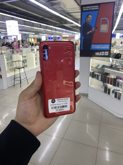 Samsung A11 32 айфон А11 32