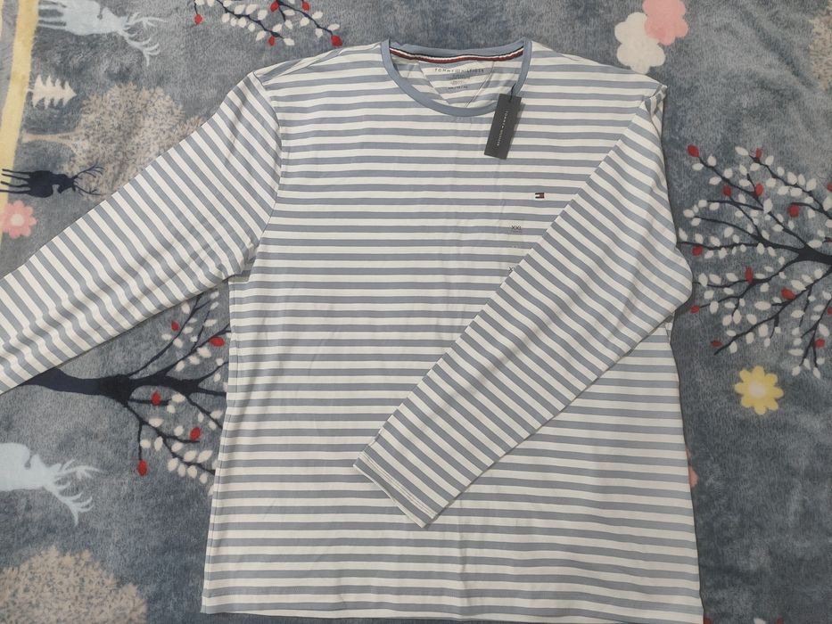 Продается Tommy Hilfiger