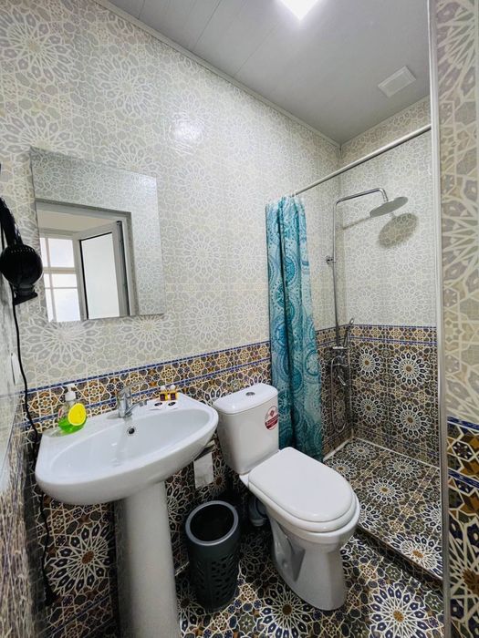 Kvartira arendaga mehmonxona gastinitsa uzoq muddaga