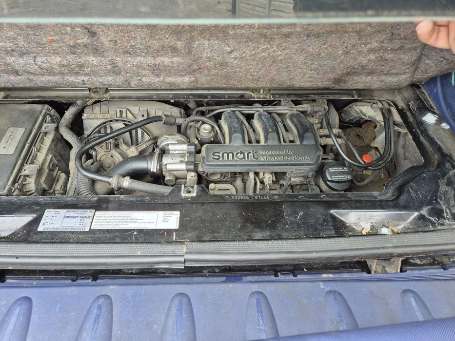 BARA FATA /FARURI/ARIPI/CAPOTA/TRAGER/RADIATOARE SMART FORTWO 0.6 BENZINA
