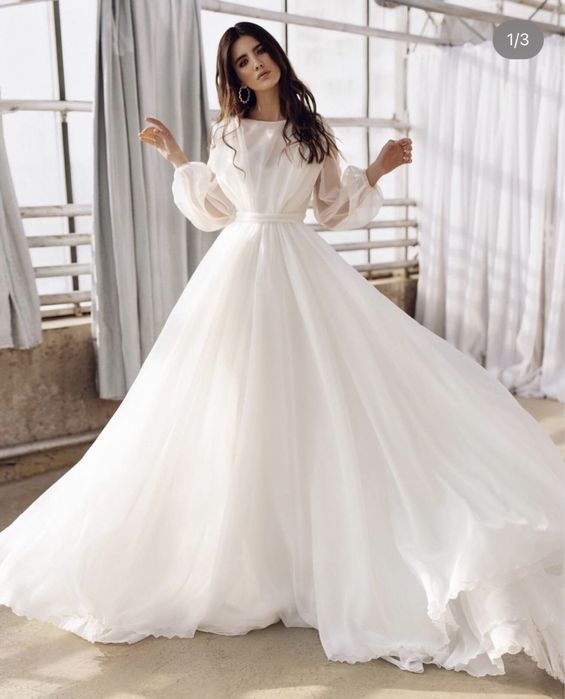 Свадебное платье