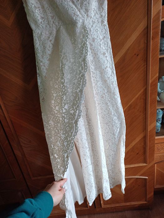 Rochie mireasa simpla si superba