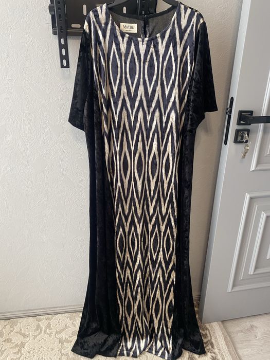 Платье красивое бархат мягкий