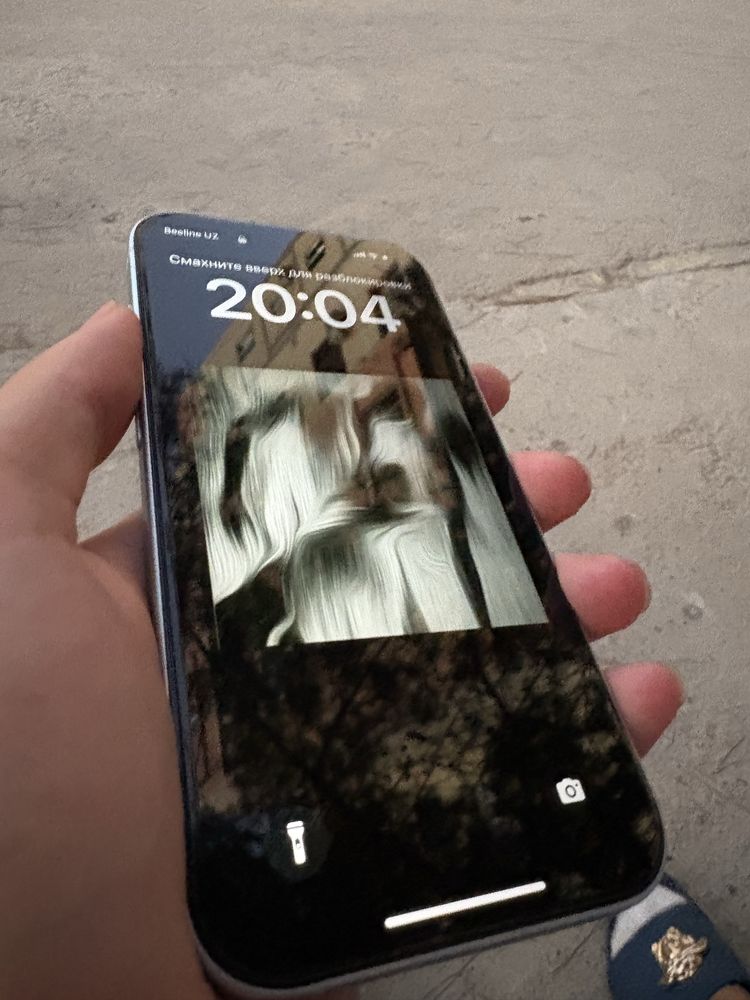 iphone 15 ози 128 помят состаяние идиял