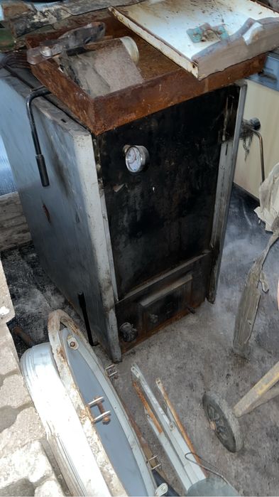 Продам недорого б/у печь длительного горения