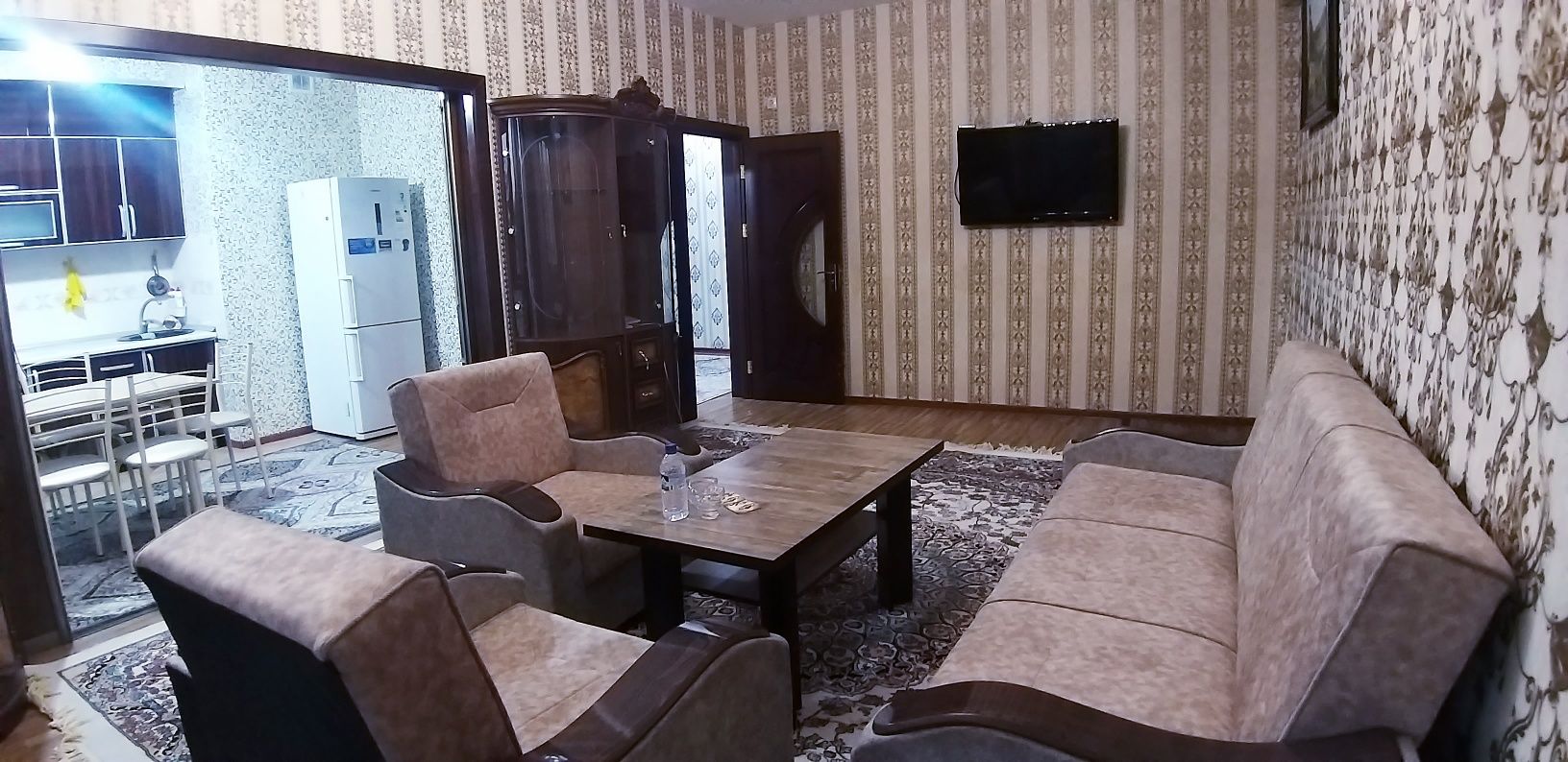 Сдается суточна квартира Ташкент сити Наваи 3-комнатная