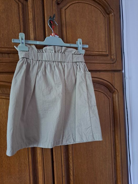 Fusta alba cu cordon