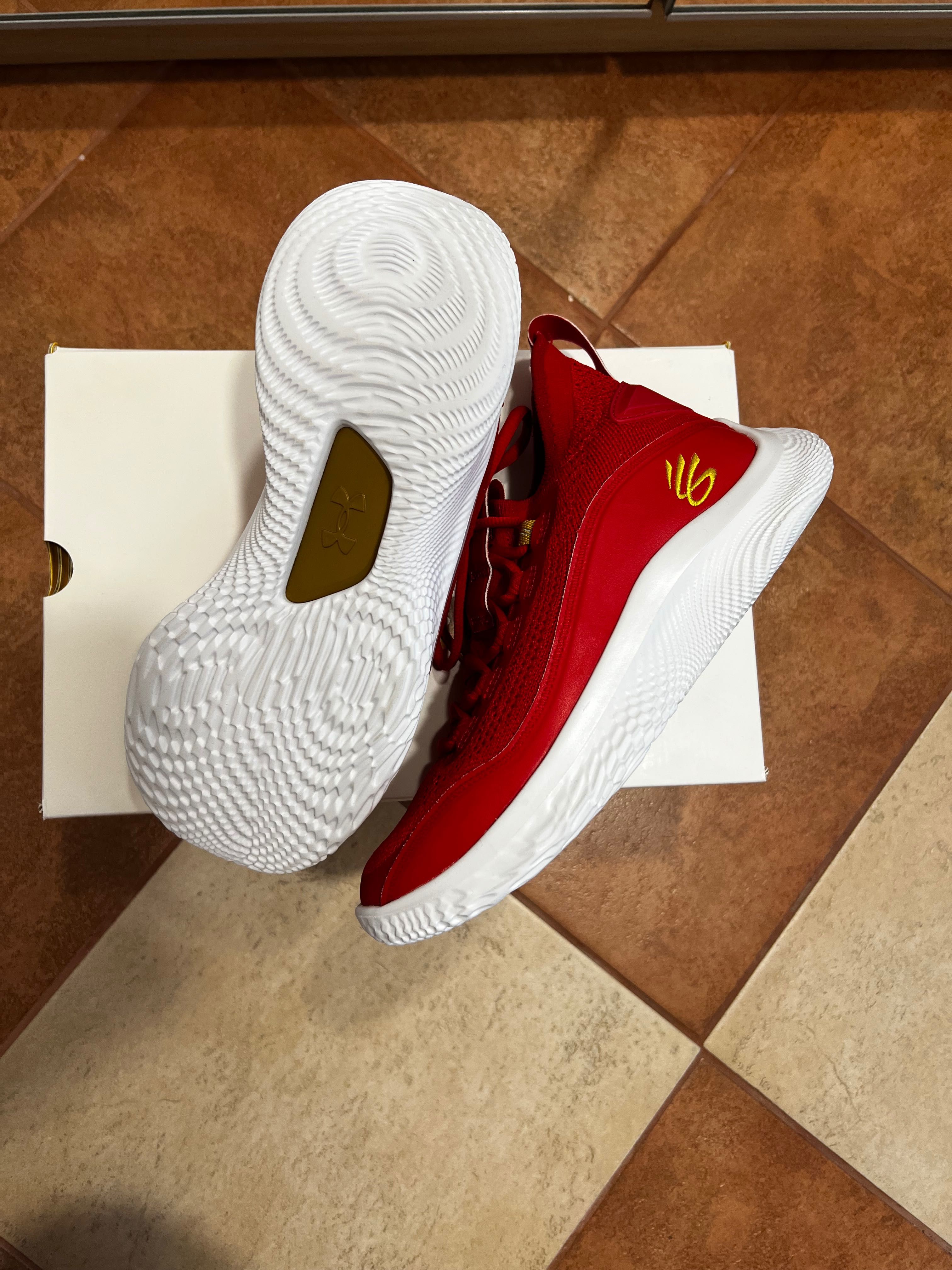 Adidasi Under Armour GS Curry 8
