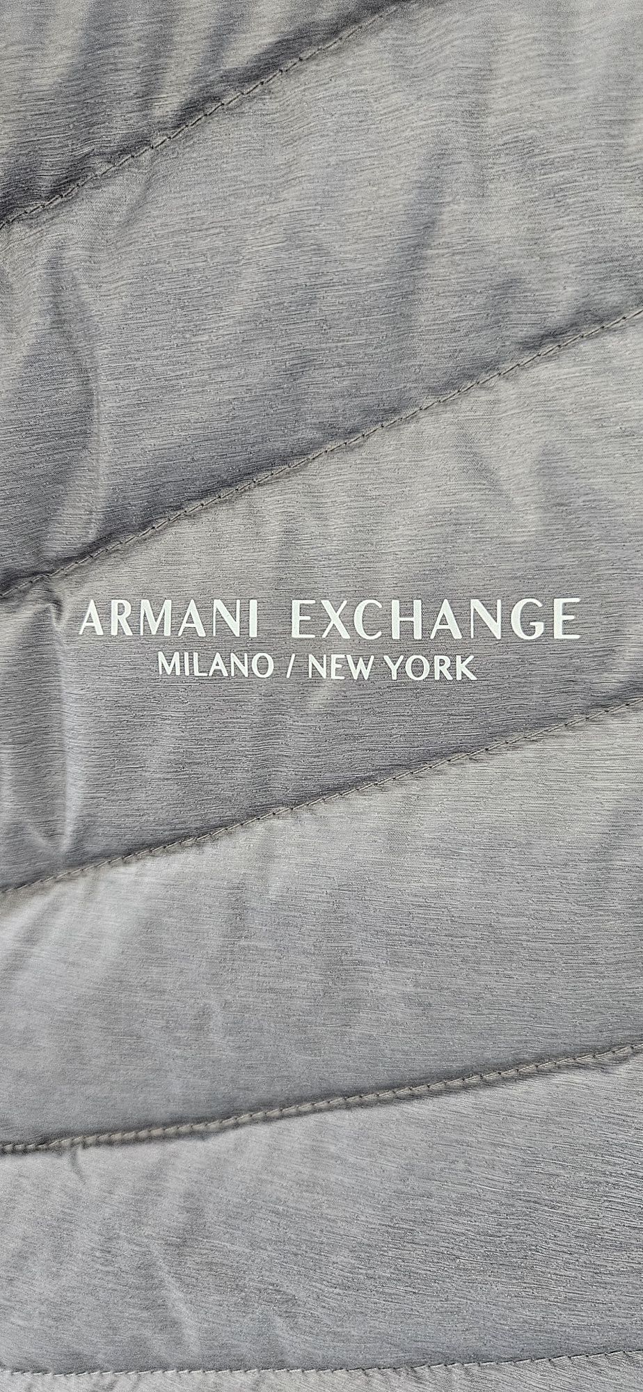 Оригинално Мъжко яке armani exchange размер м чисто ново
