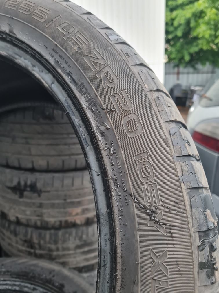 4 buc Anvelope de vara*255/45R20*Nokian*LICHIDARE STOC*99 Lei Buc*