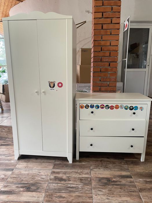 Dulap si comoda Ikea