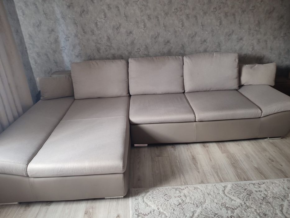 Colțar extensibil de la Casa Rusu